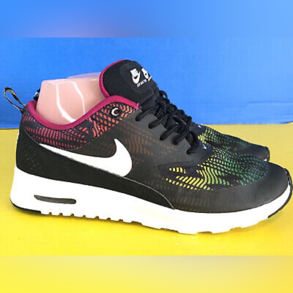 Nike tennis shoes